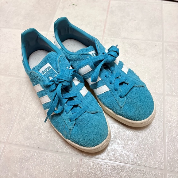 Adidas Turquoise and White Casual Shoes - Picture 2 of 5